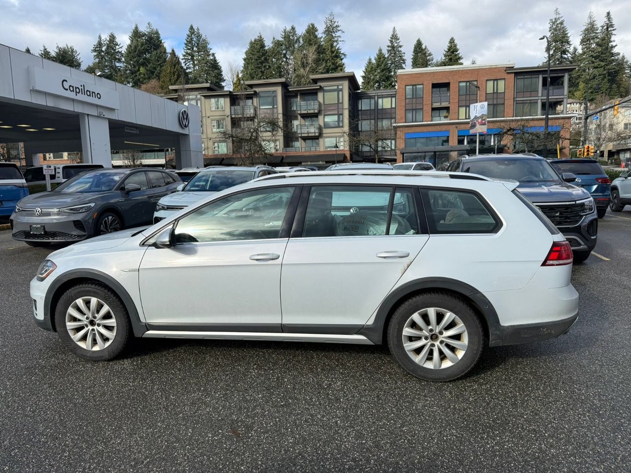 2019 Volkswagen Golf Alltrack Sportwagen | Execline + Driver Assistance Package Just Arrived! Local Vehicle, Very Well-Equipped, Rare Car!