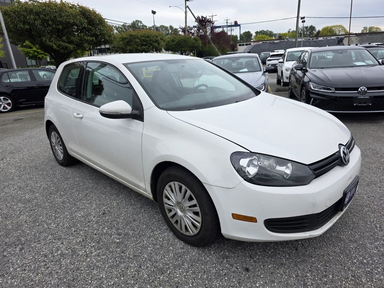 2013 Volkswagen Golf Trendline 3-Door Automatic Just Arrived! Low Km, Cold Weather Package
