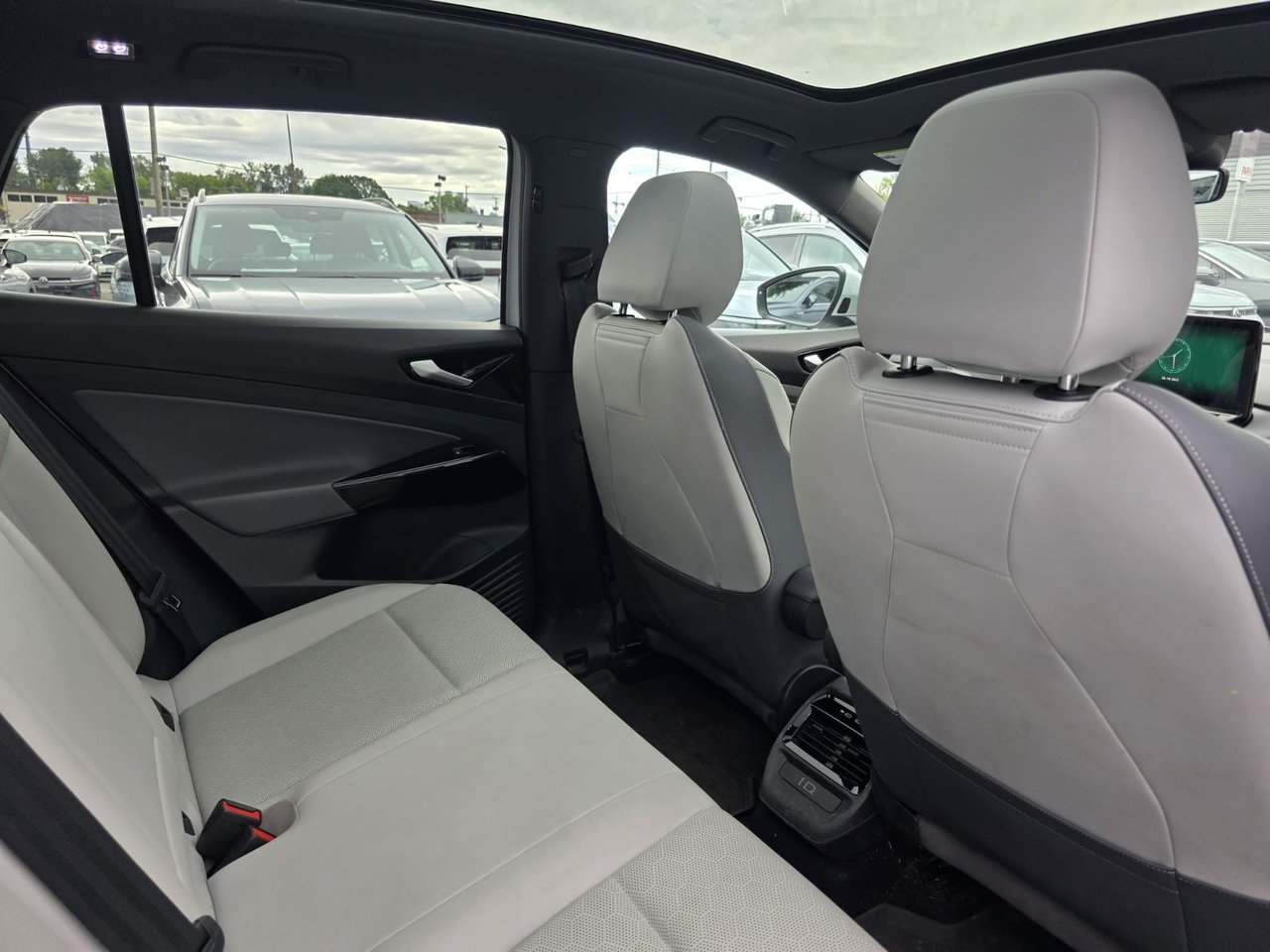 2021 Volkswagen ID.4 Pro AWD | Statement Package Just Arrived! Local, One Owner, No Accidents