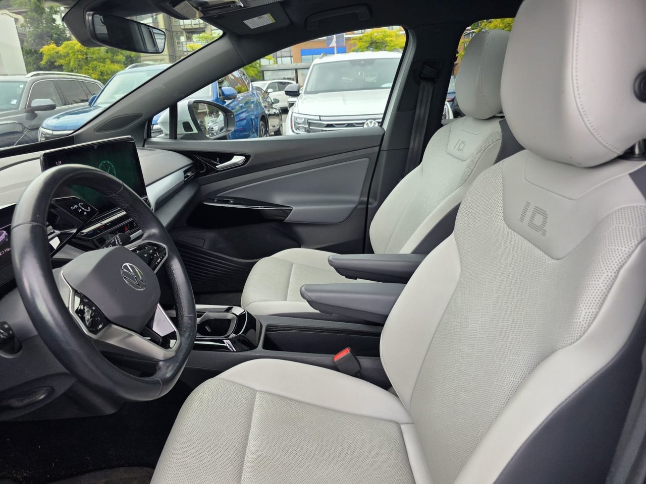 2021 Volkswagen ID.4 Pro AWD | Statement Package Just Arrived! Local, One Owner, No Accidents