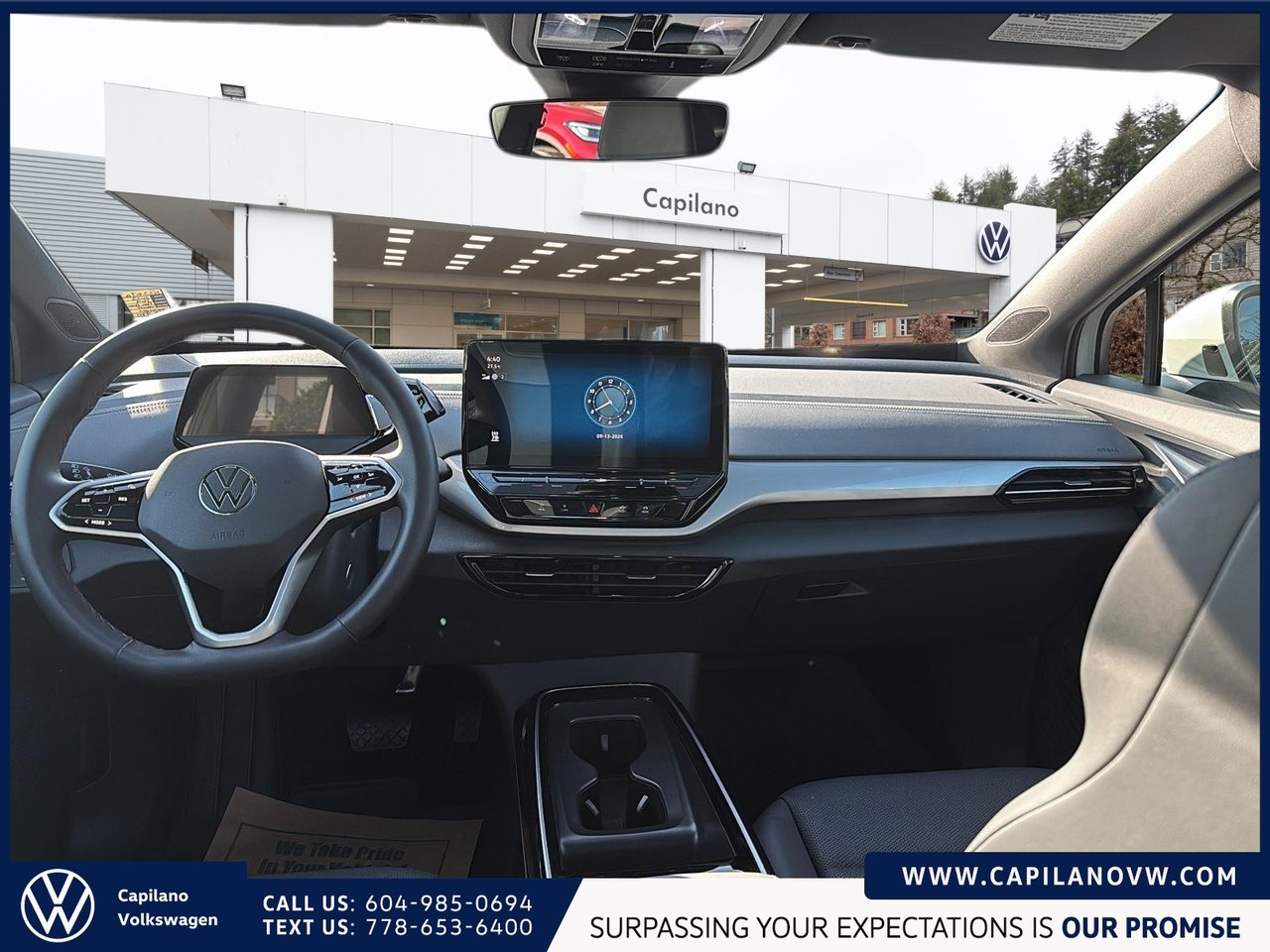 2023 Volkswagen ID.4 Pro AWD | Statement Package Just Arrived! Local, One Owner, Very Well-Equipped