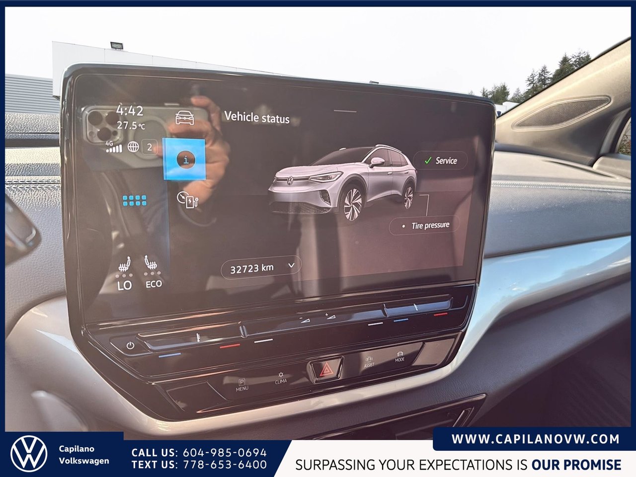 2023 Volkswagen ID.4 Pro AWD | Statement Package Just Arrived! Local, One Owner, Very Well-Equipped