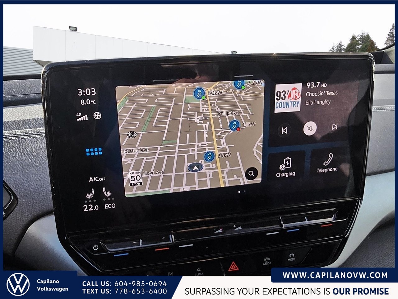 2023 Volkswagen ID.4 Pro AWD | Panoramic Sunroof & Electra Wheels Pckg X-Demo Special!