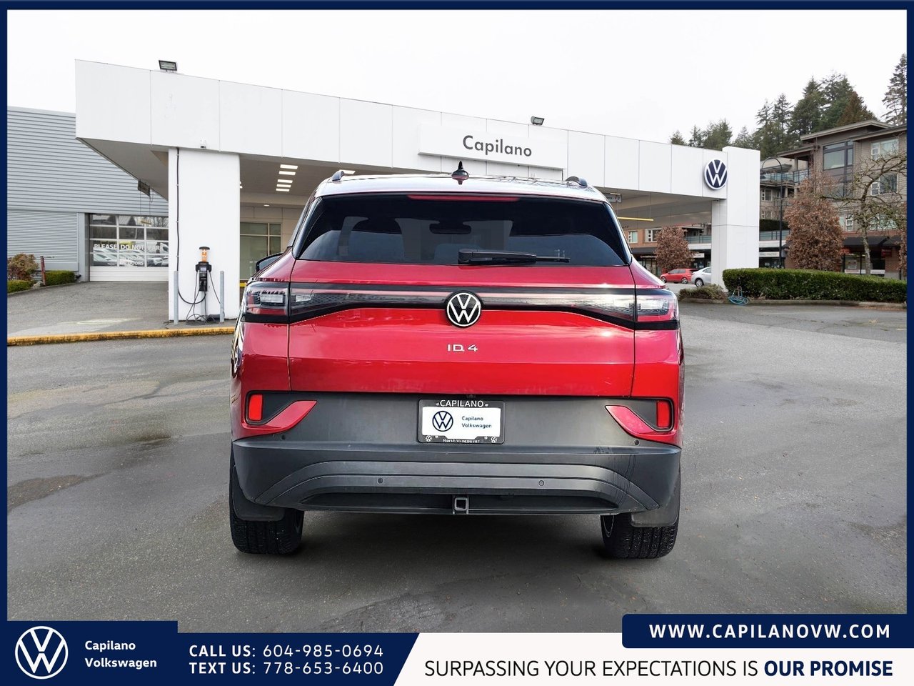 2023 Volkswagen ID.4 Pro AWD | Panoramic Sunroof & Electra Wheels Pckg X-Demo Special!