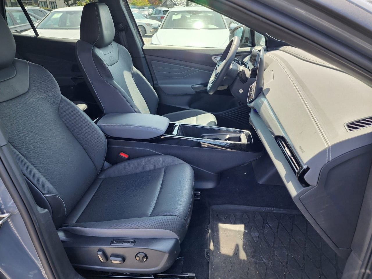 2024 Volkswagen ID.4 Pro S AWD Just Arrived! Local, One Owner, No Accidents