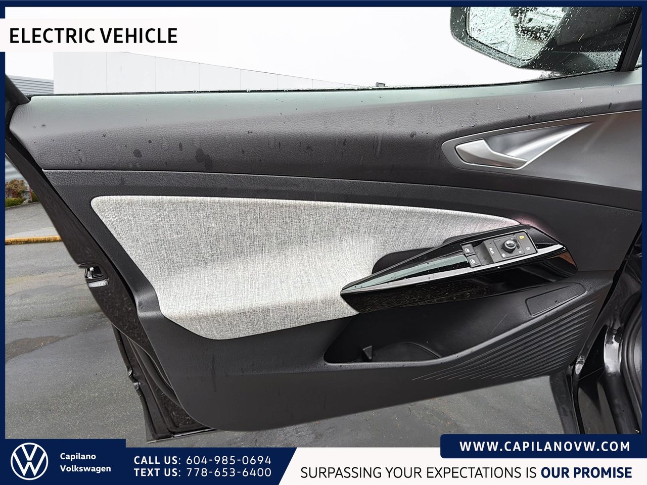 2024 Volkswagen ID.4 Pro AWD | Panoramic Sunroof & Heat Pump Just Arrived! Local Vehicle, One Owner, No Accidents