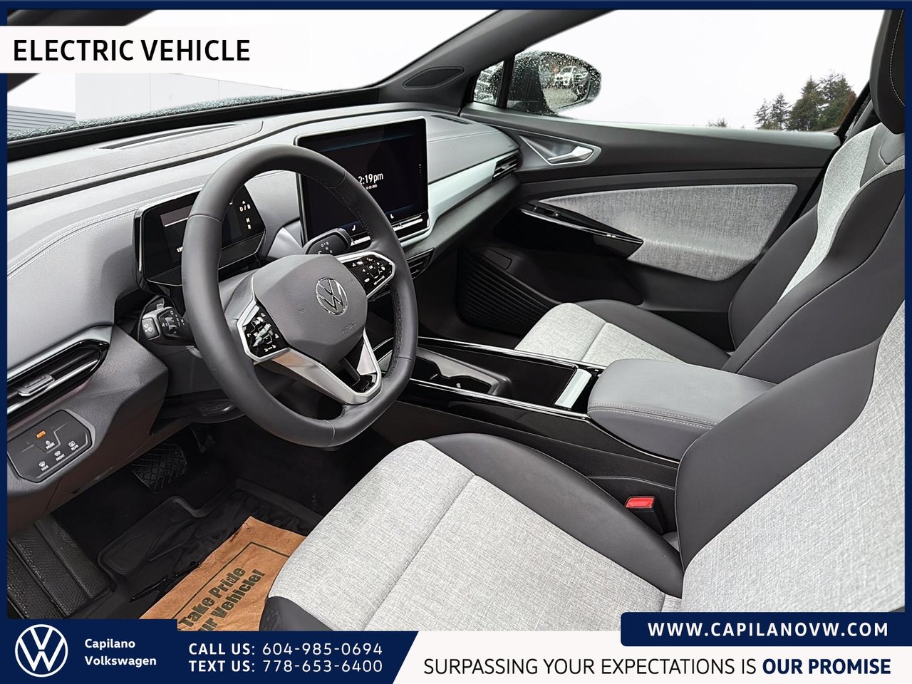 2024 Volkswagen ID.4 Pro AWD | Panoramic Sunroof & Heat Pump Just Arrived! Local Vehicle, One Owner, No Accidents