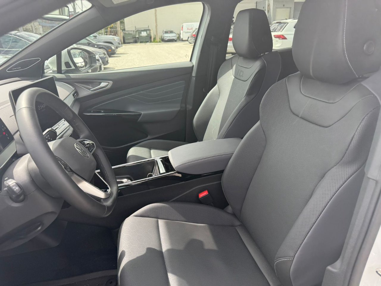 2025 Volkswagen ID.4 Pro S AWD Demo Special!