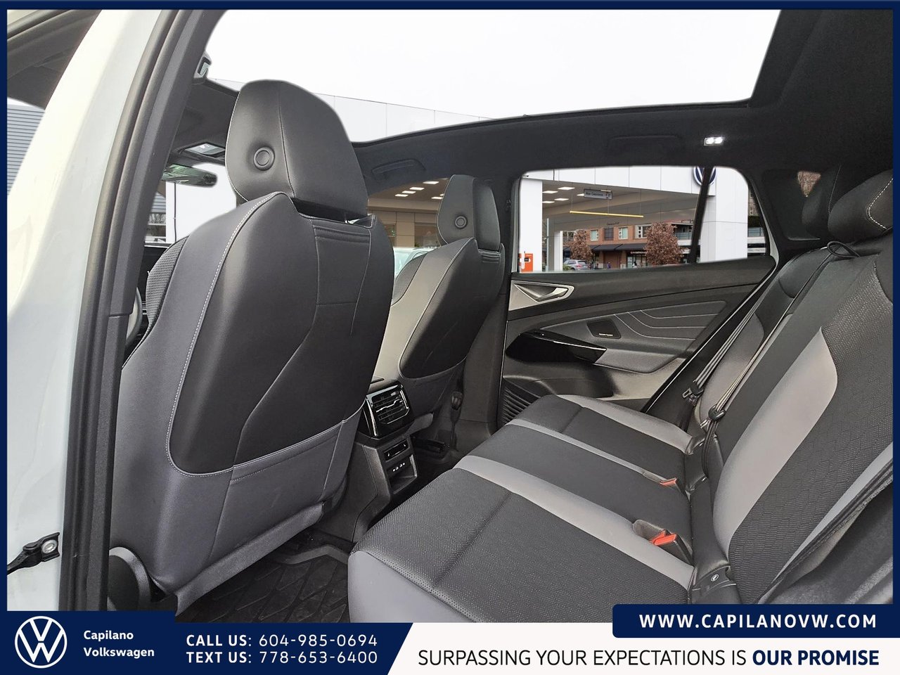 2025 Volkswagen ID.4 Pro S AWD | Heat Pump & Panoramic Sunroof Just Arrived! Local Vehicle, One Owner, No Accidents