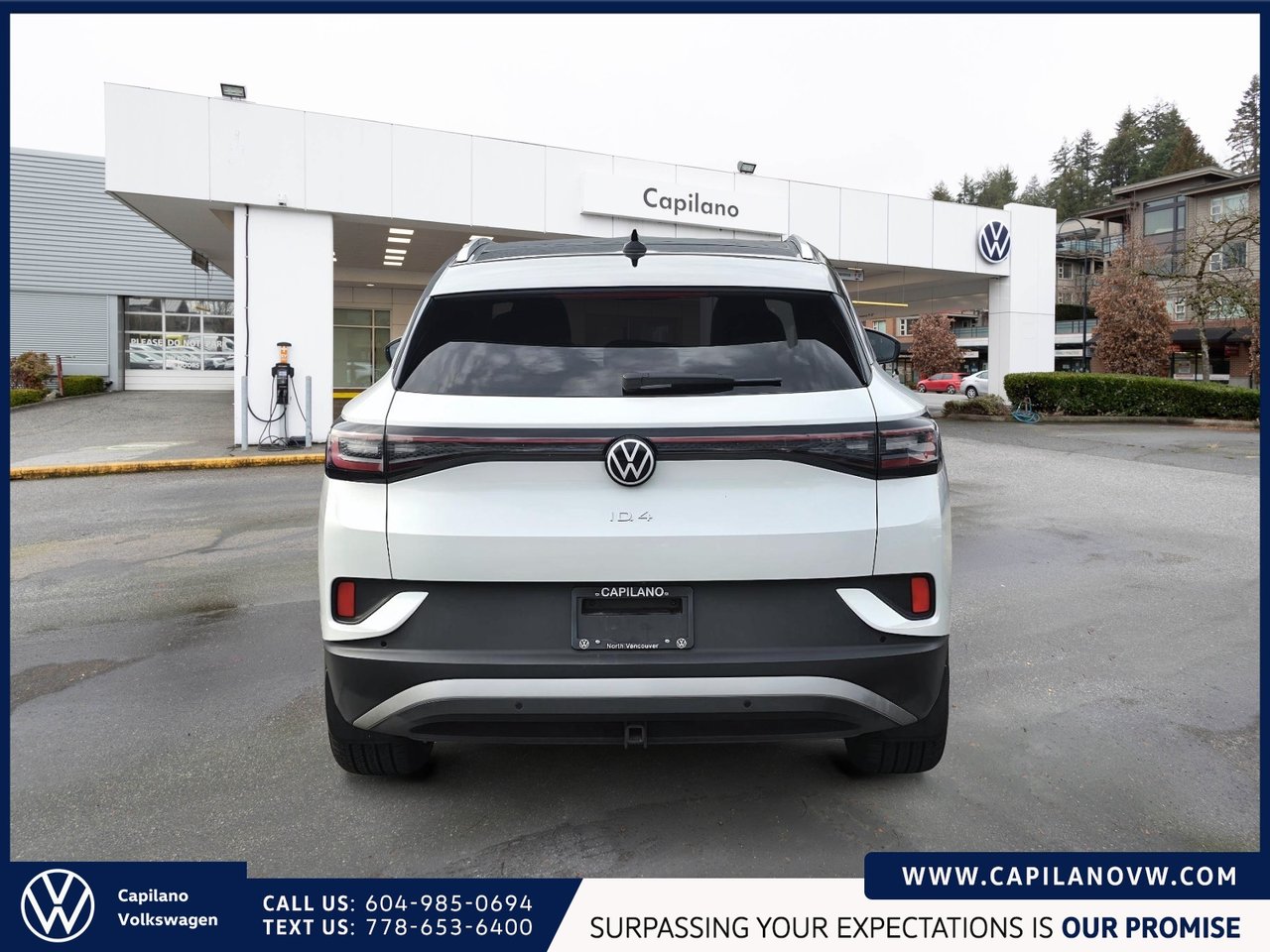 2025 Volkswagen ID.4 Pro S AWD | Heat Pump & Panoramic Sunroof Just Arrived! Local Vehicle, One Owner, No Accidents