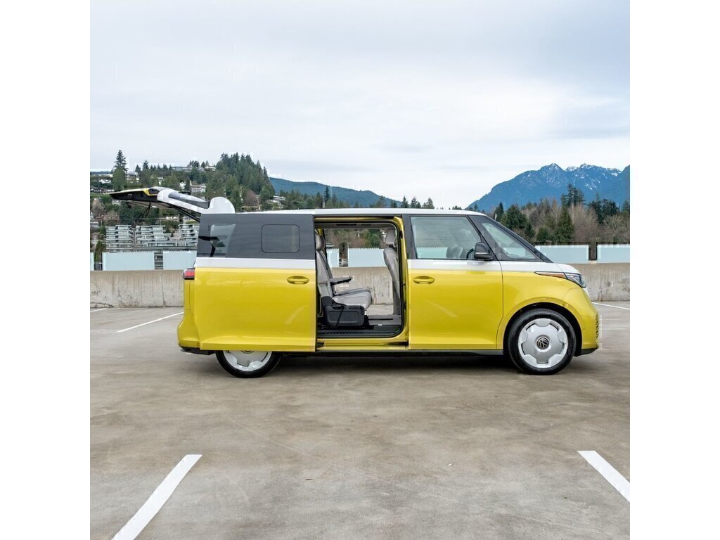 2025 Volkswagen ID. Buzz 1st Edition 4MOTION Lease at 2.99% for 48 Months!