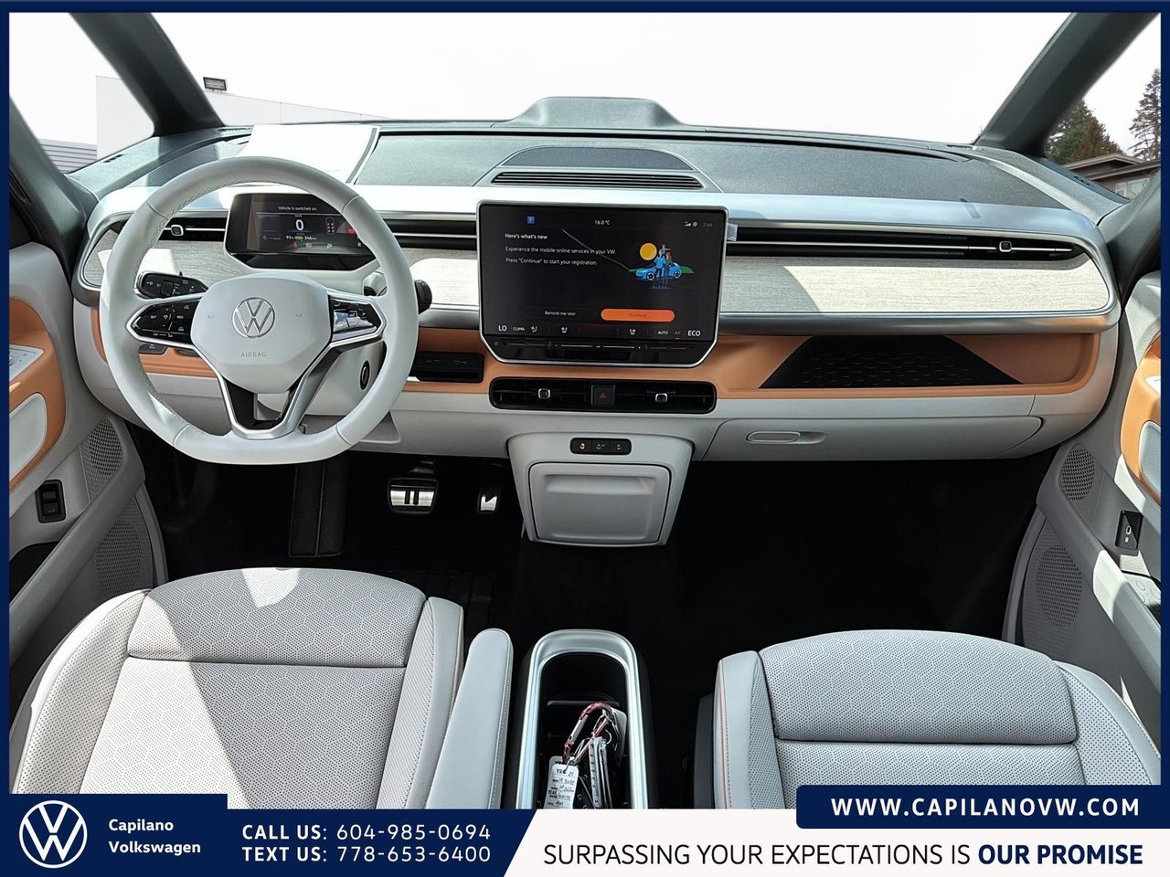 2025 Volkswagen ID. Buzz 1st Edition 4MOTION Lease at 2.99% for 48 Months!