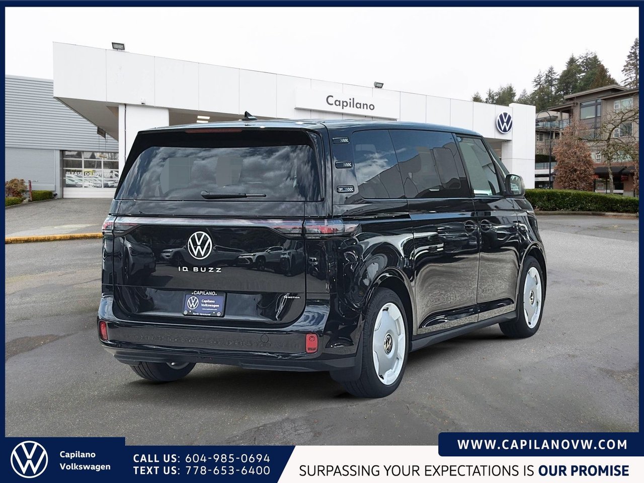 2025 Volkswagen ID. Buzz 1st Edition 4MOTION Lease at 2.99% for 48 Months!