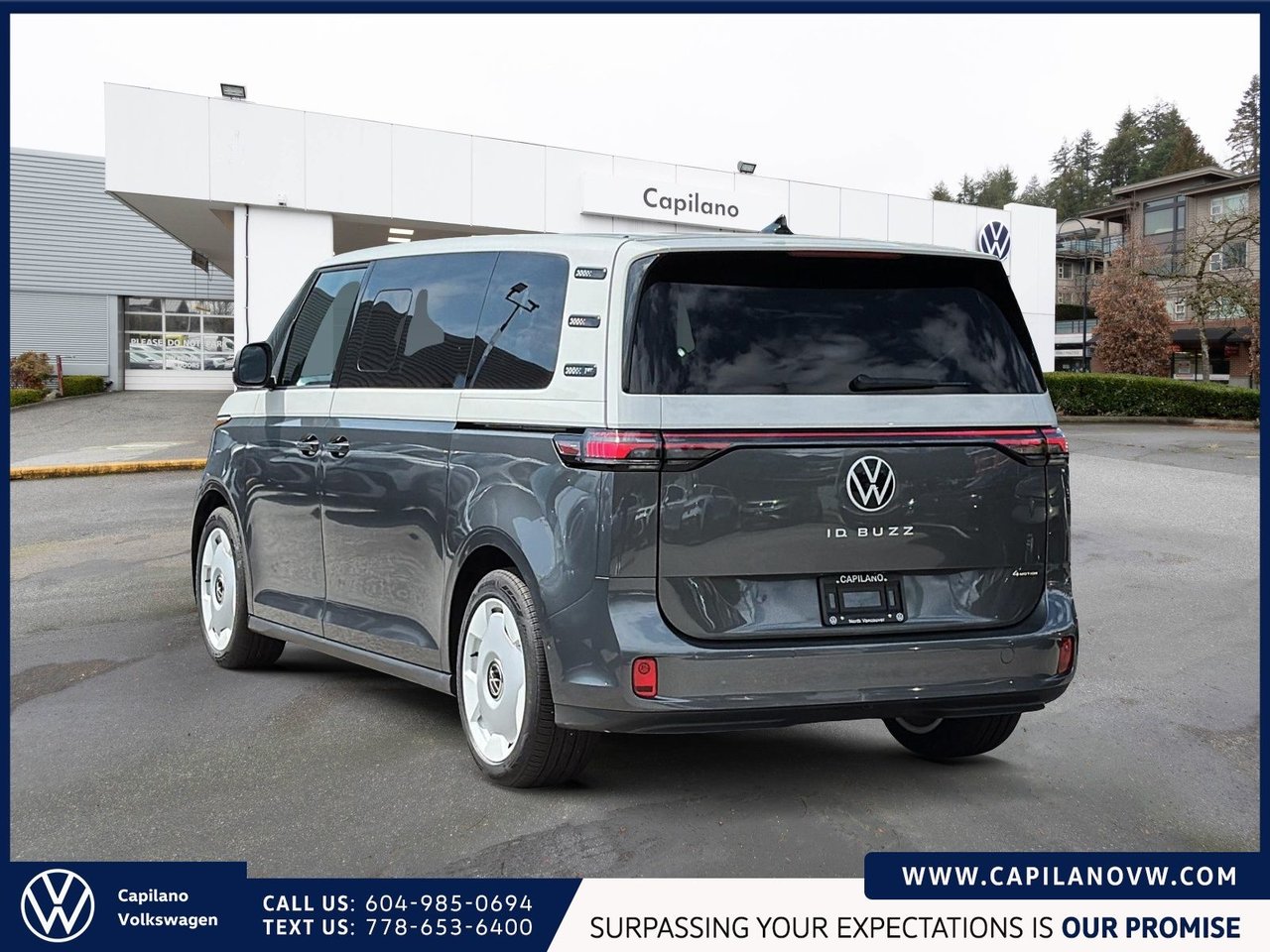 2025 Volkswagen ID. Buzz 1st Edition 4MOTION Lease at 2.99% for 48 Months!