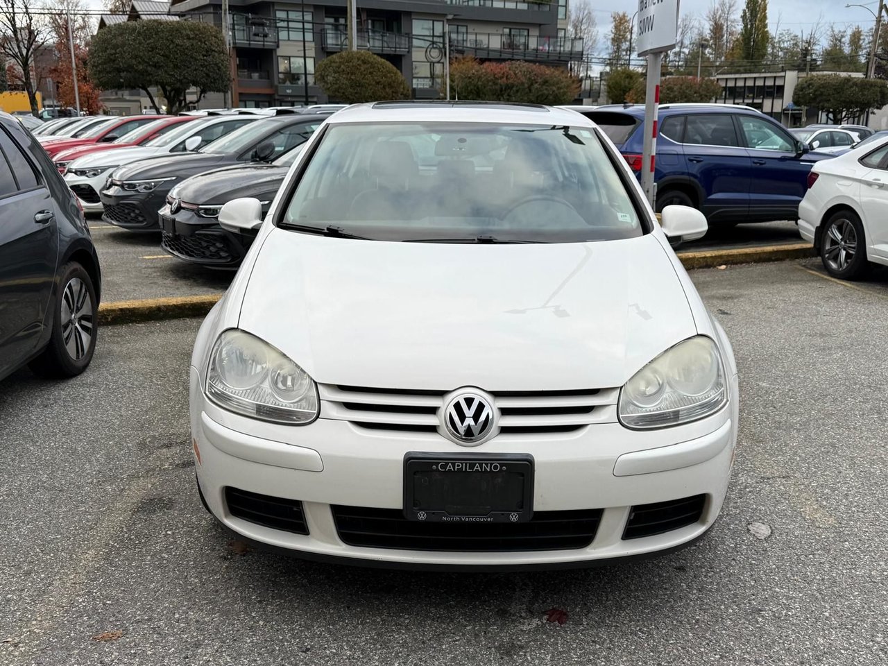 2008 Volkswagen Rabbit 2.5L Automatic 5-Door Heated Front Seats | Sunroof | Local Vehicle