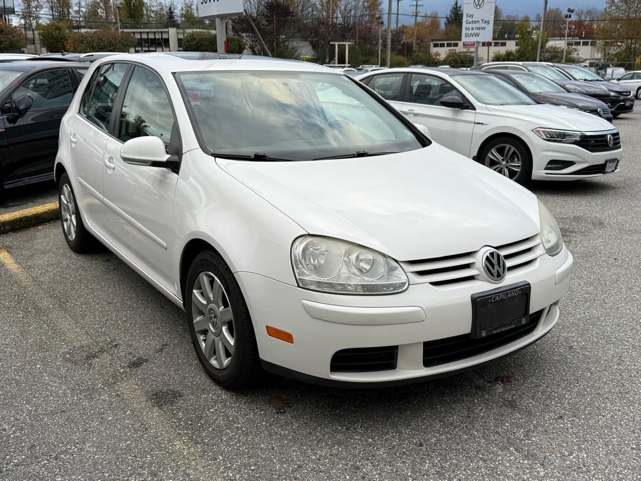 2008 Volkswagen Rabbit 2.5L Automatic 5-Door Heated Front Seats | Sunroof | Local Vehicle