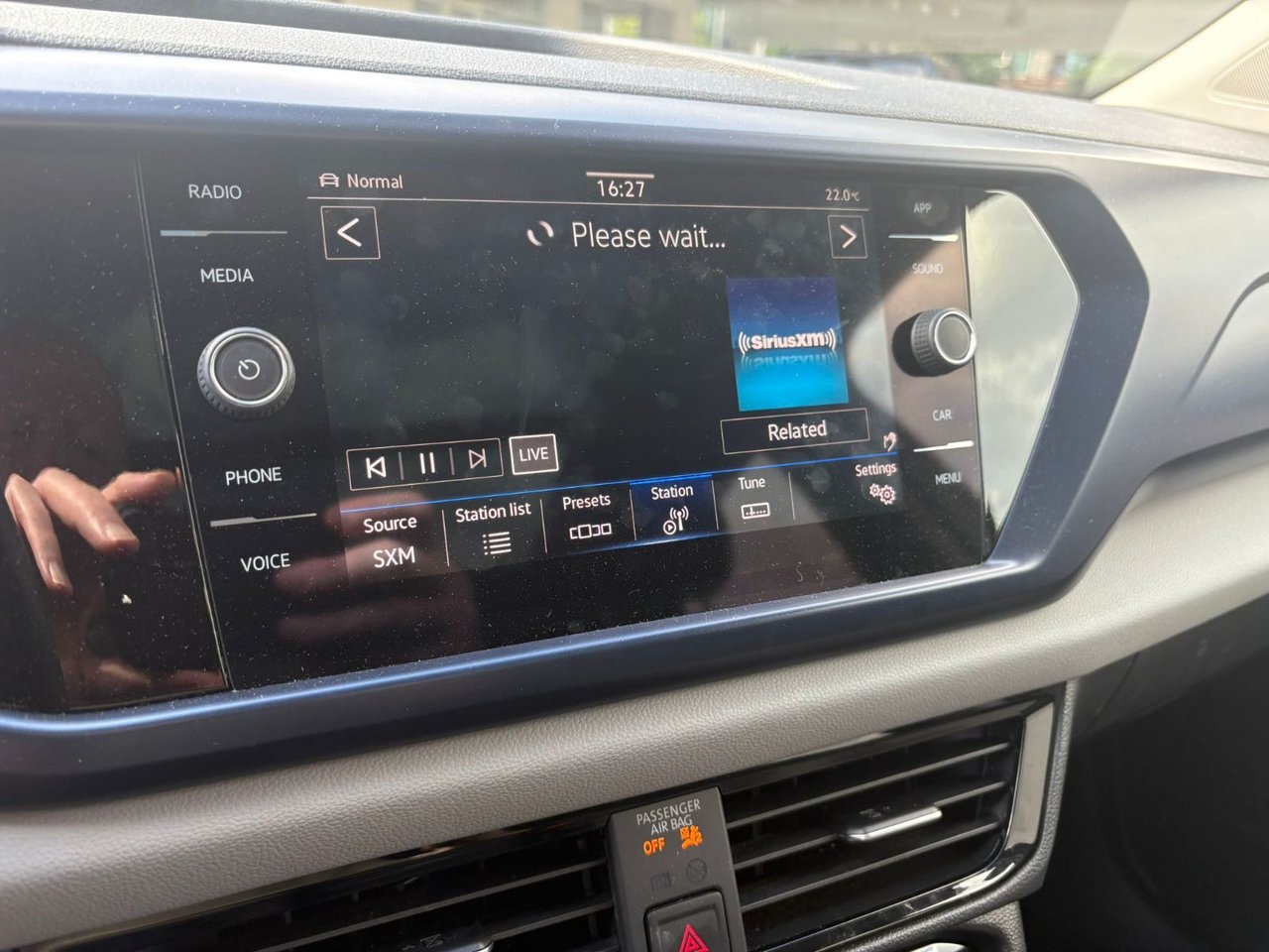 2022 Volkswagen Taos Comfortline 4MOTION Just Arrived! Sunroof & Wheel Package