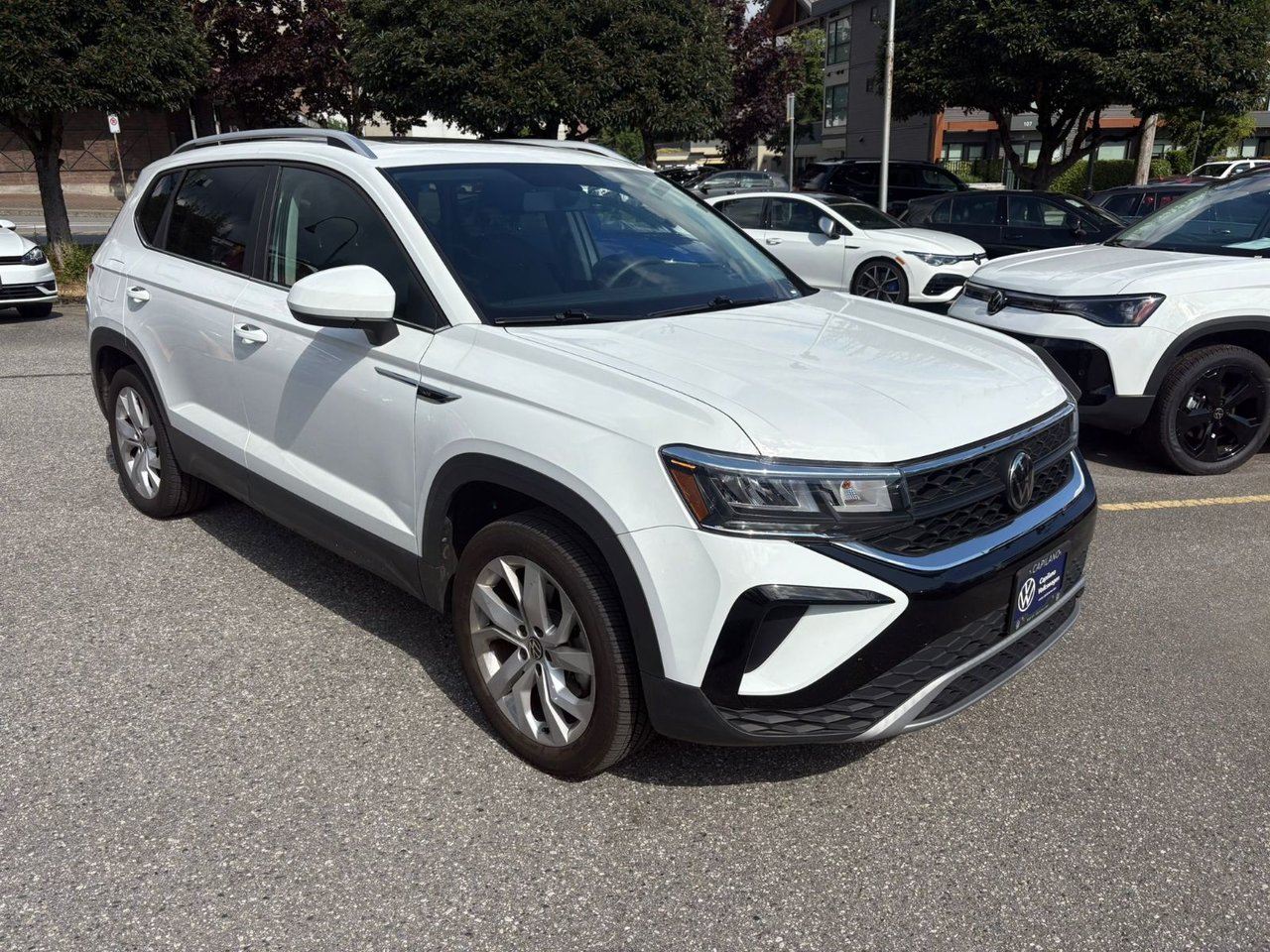 2022 Volkswagen Taos Comfortline 4MOTION Just Arrived! Sunroof & Wheel Package