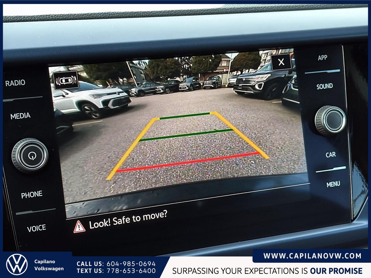 2023 Volkswagen Taos Comfortline 4MOTION | Panoramic Sunroof Local, One Owner, Low KM!
