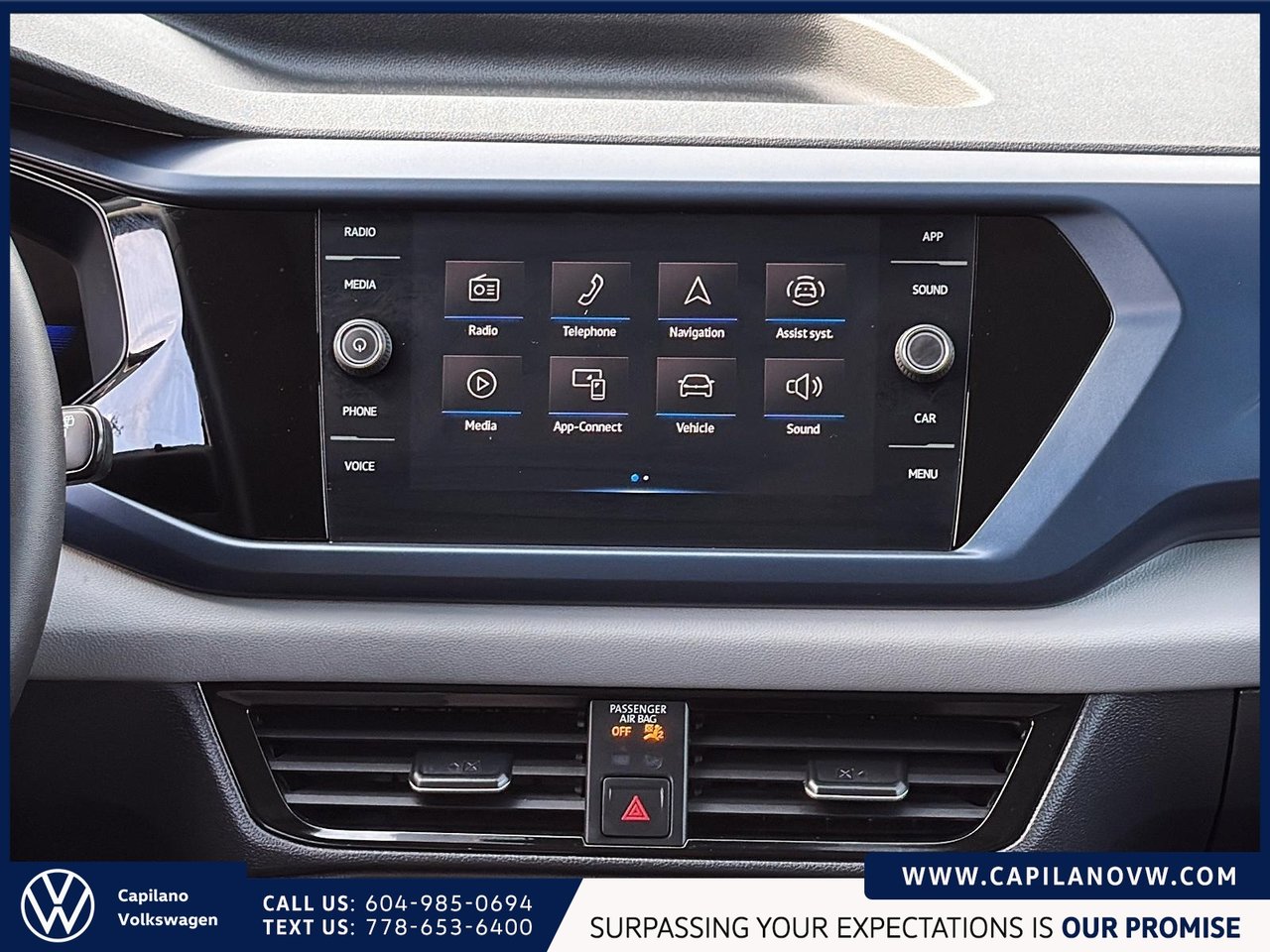 2023 Volkswagen Taos Comfortline 4MOTION | Panoramic Sunroof Local, One Owner, Low KM!