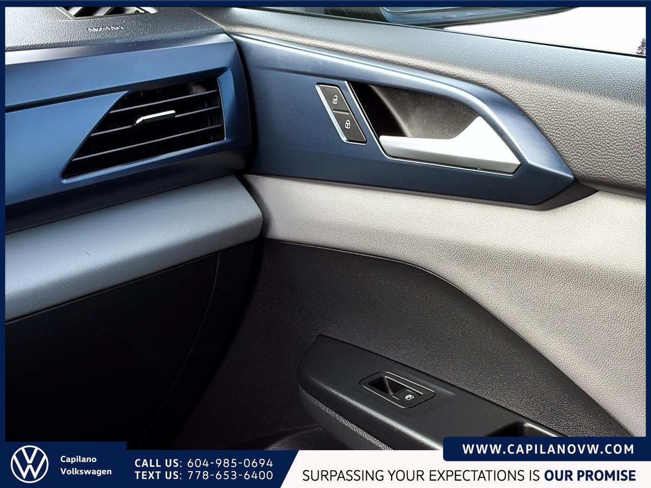 2023 Volkswagen Taos Comfortline 4MOTION | Panoramic Sunroof Local, One Owner, Low KM!
