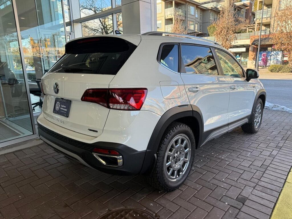 2024 Volkswagen Taos Highline 1.5T 7sp at DSG | BASECAMP EDITION Clearance! Exterior Styling Kit, 18