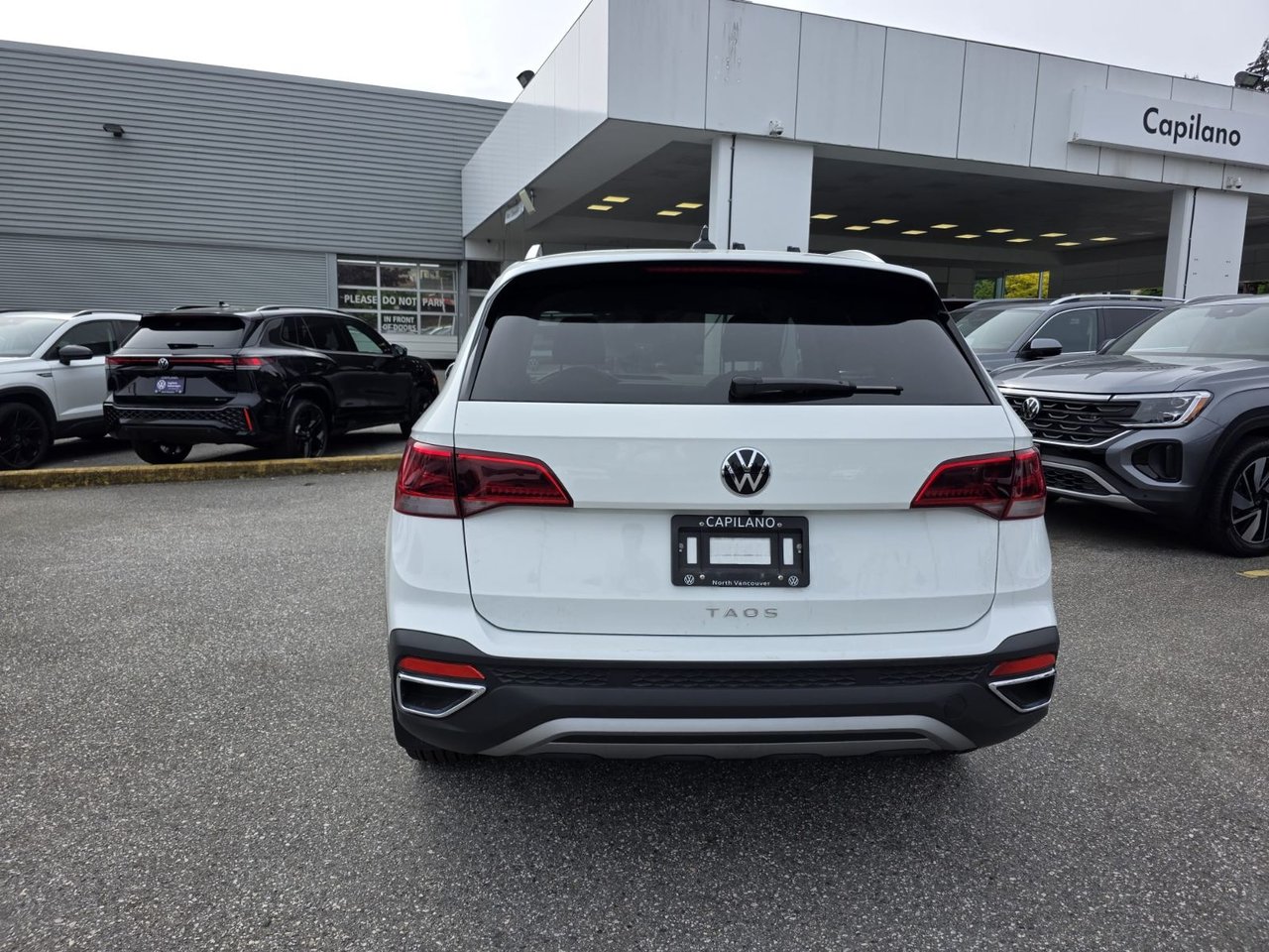 2024 Volkswagen Taos 1.5TSI Comfortline FWD X-Demo Special!