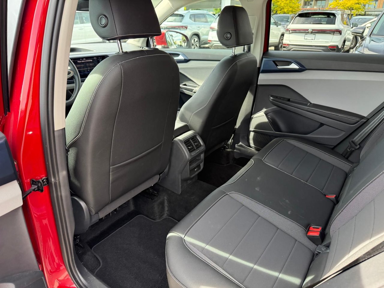 2024 Volkswagen Taos 1.5 TSI Comfortline FWD X-Demo Special!