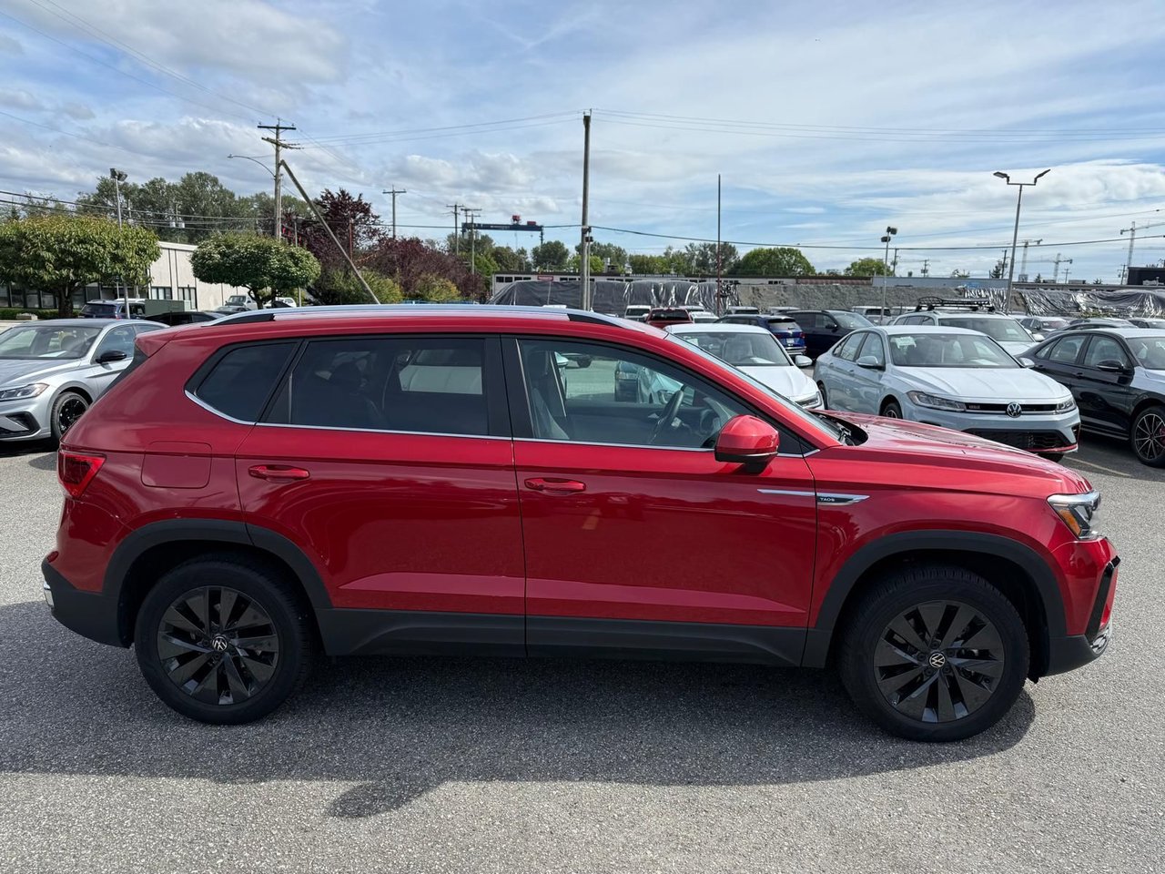 2024 Volkswagen Taos 1.5 TSI Comfortline FWD X-Demo Special!