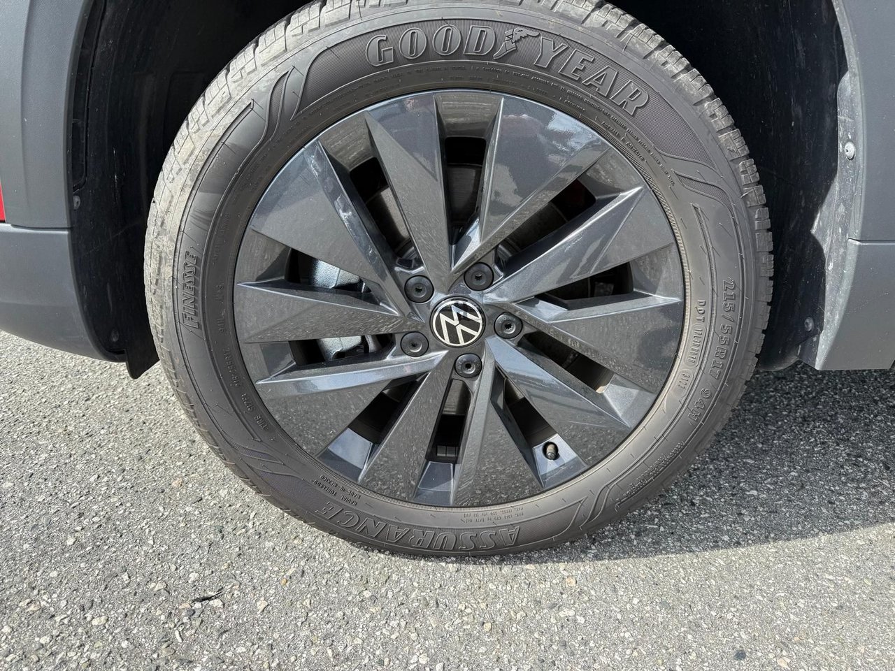 2024 Volkswagen Taos 1.5 TSI Comfortline FWD X-Demo Special!