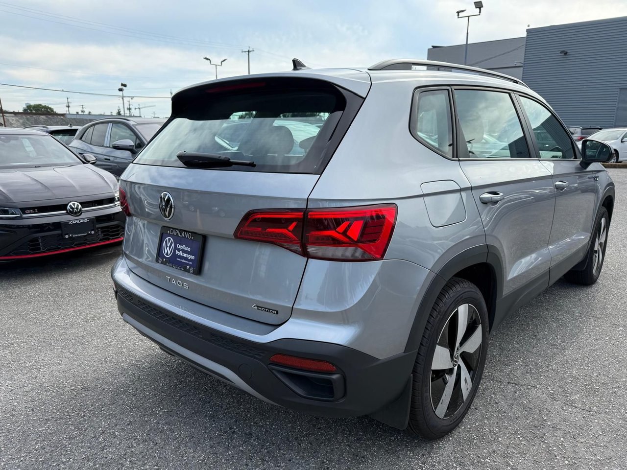 2024 Volkswagen Taos Trendline 4MOTION X-Demo Special!