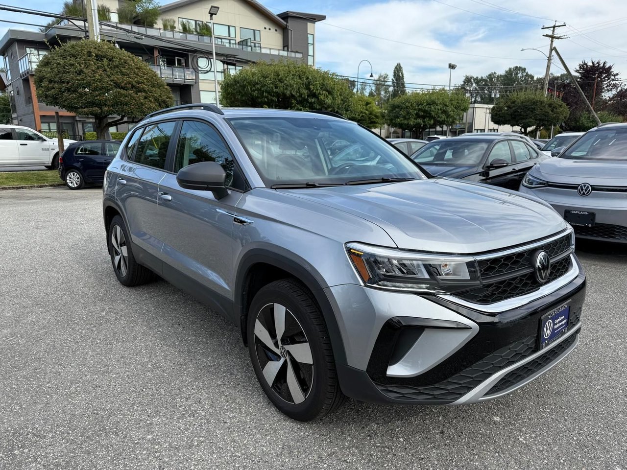 2024 Volkswagen Taos Trendline 4MOTION X-Demo Special!