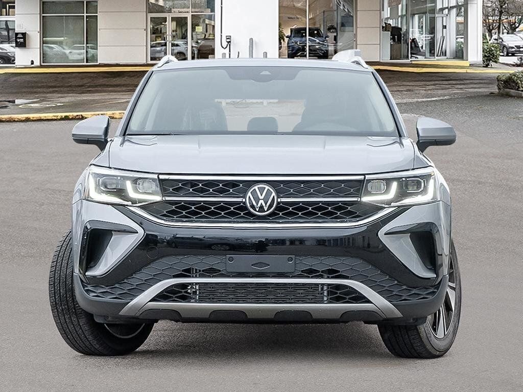 2024 Volkswagen Taos Highline 4MOTION | 19 Alloy Wheels X-Demo Special!