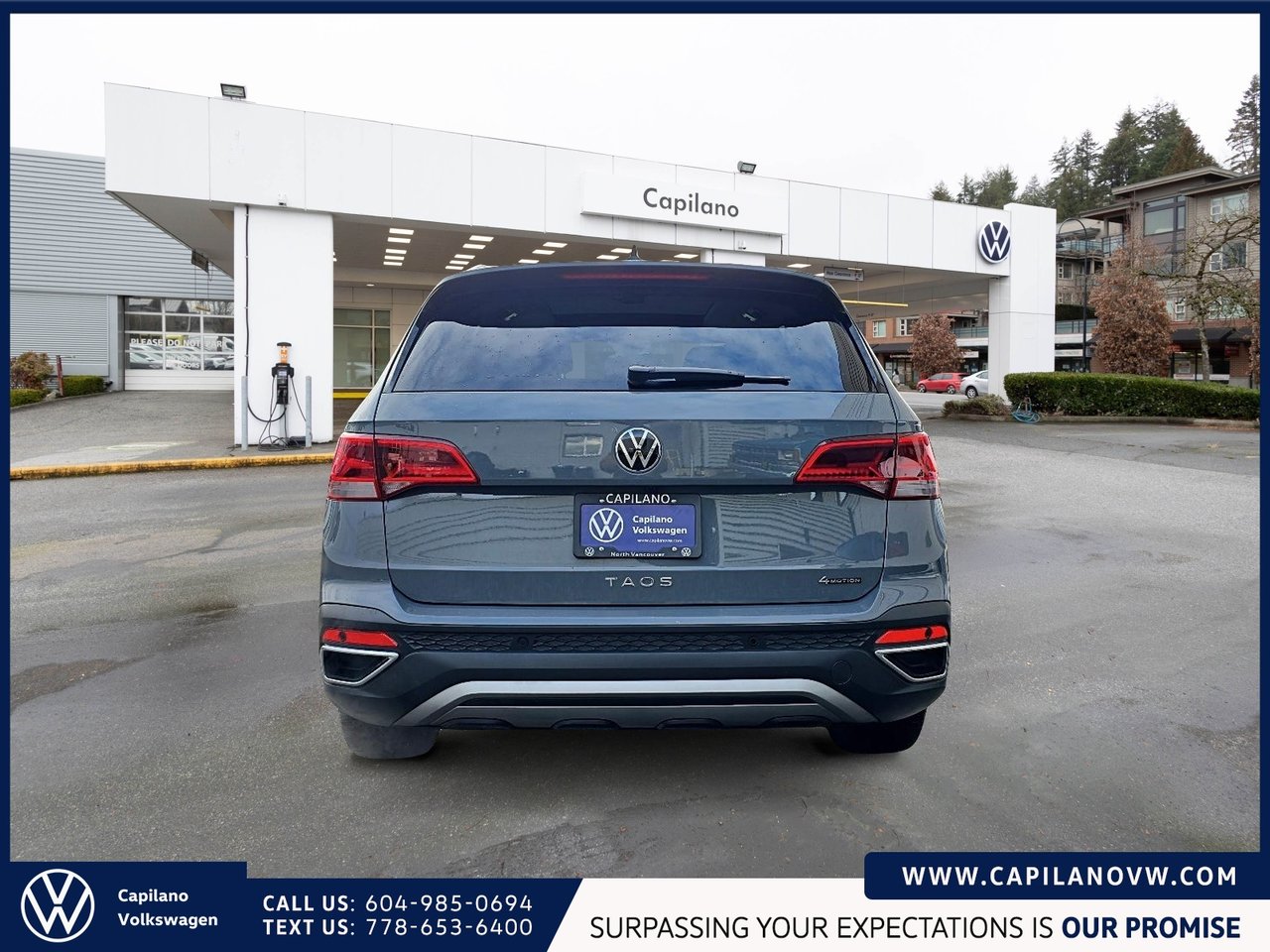 2024 Volkswagen Taos Highline 4MOTION Just Arrived! Local, One Owner, No Accidents