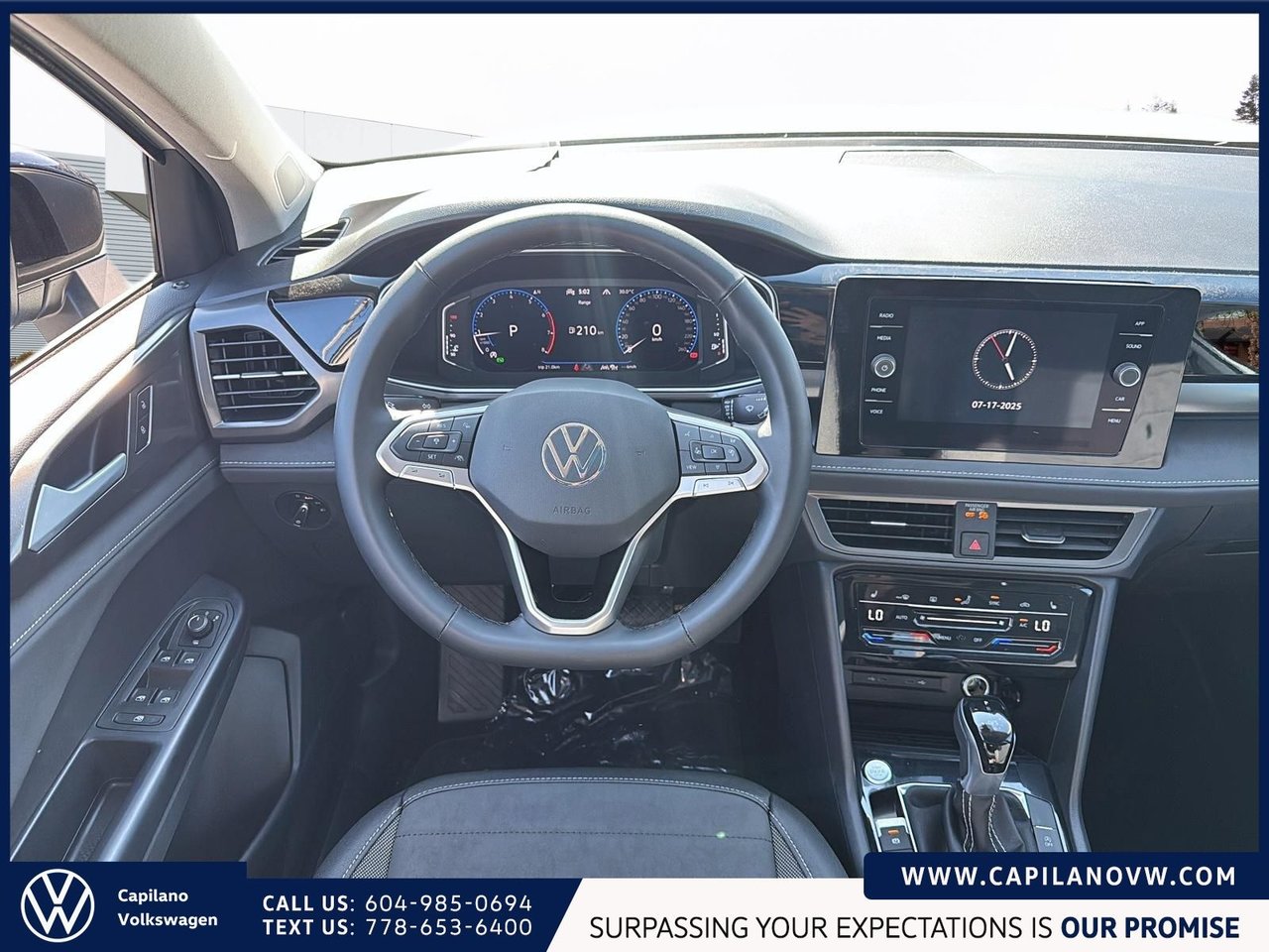 2025 Volkswagen Taos Comfortline Black Edition 4MOTION