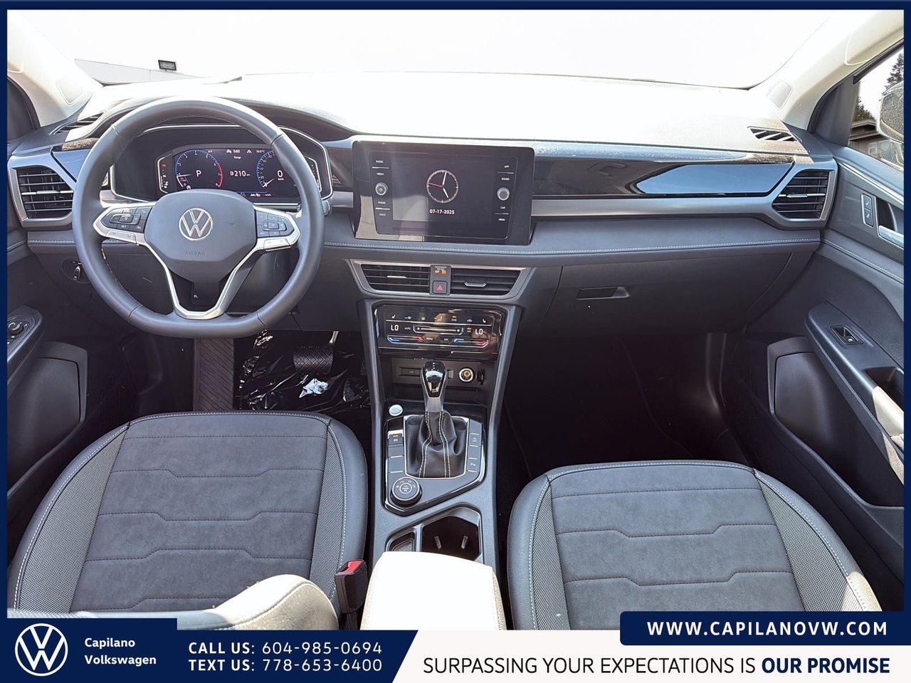 2025 Volkswagen Taos Comfortline Black Edition 4MOTION