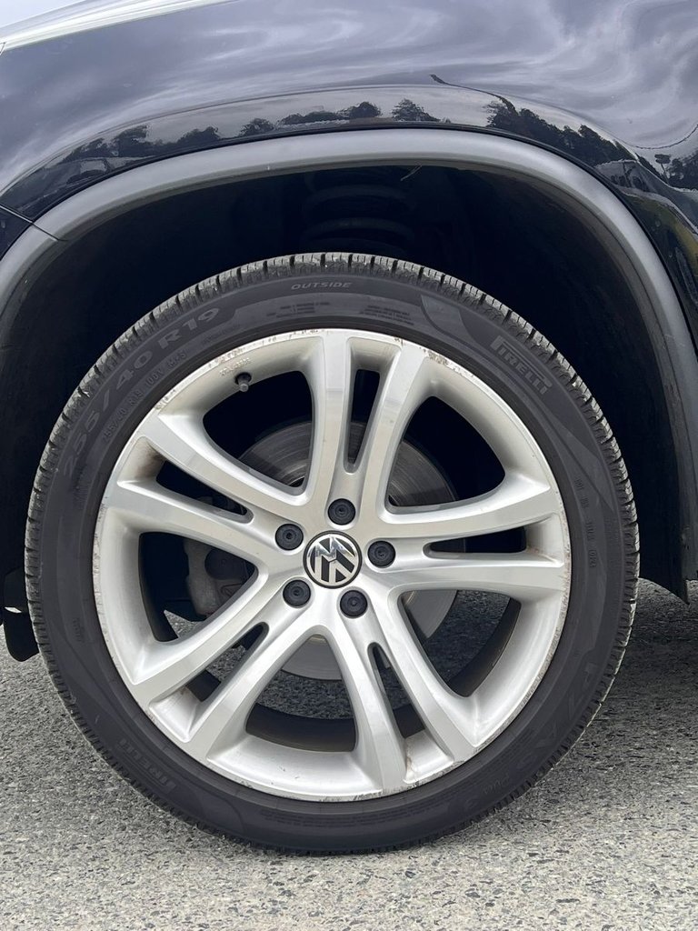 2012 Volkswagen Tiguan Highline Automatic 4MOTION Sport Package | Technology Package
