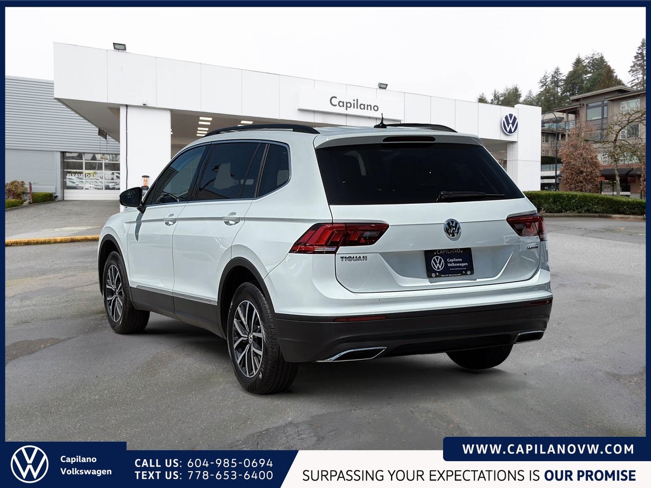 2021 Volkswagen Tiguan Comfortline 4MOTION + Panoramic Sunroof Just Arrived! Local, One Owner, No Accidents