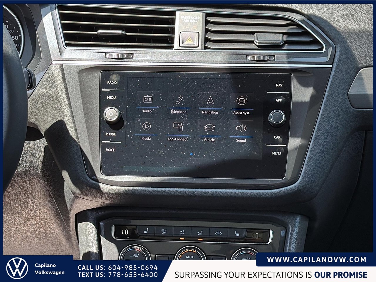 2021 Volkswagen Tiguan Comfortline 4MOTION + Panoramic Sunroof Just Arrived! Local, One Owner, No Accidents