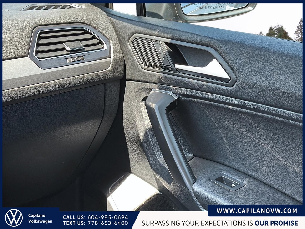 2021 Volkswagen Tiguan Comfortline 4MOTION + Panoramic Sunroof Just Arrived! Local, One Owner, No Accidents