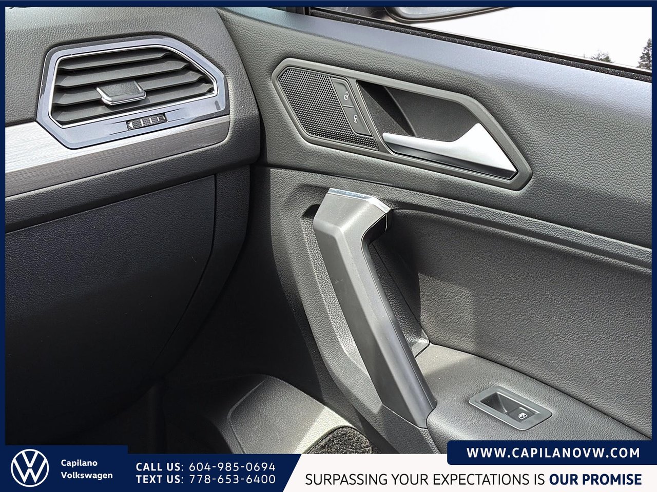 2021 Volkswagen Tiguan Comfortline 4MOTION + Panoramic Sunroof Just Arrived! Local, Low Km