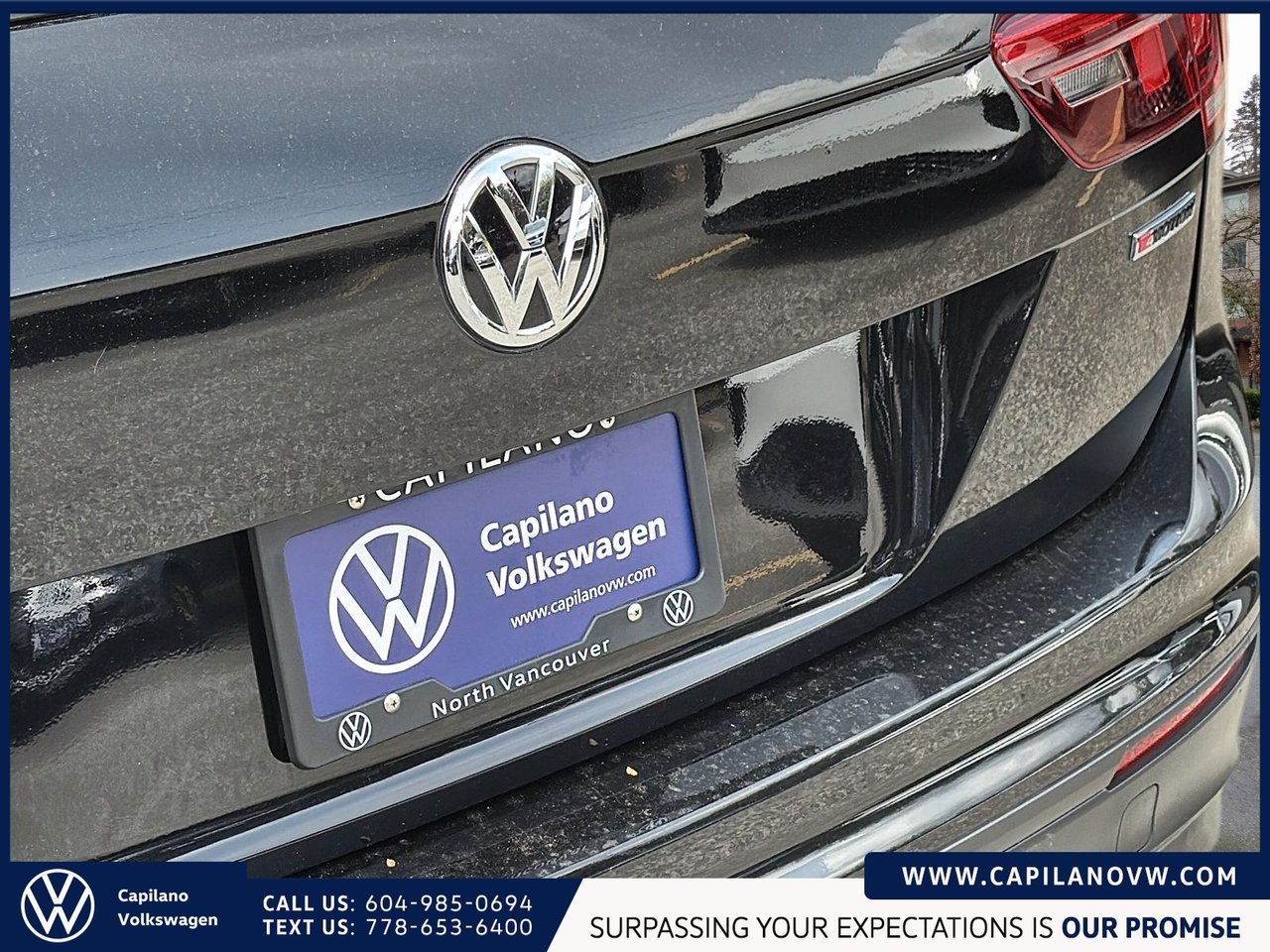 2021 Volkswagen Tiguan Comfortline 4MOTION + Panoramic Sunroof Just Arrived! Local, Low Km