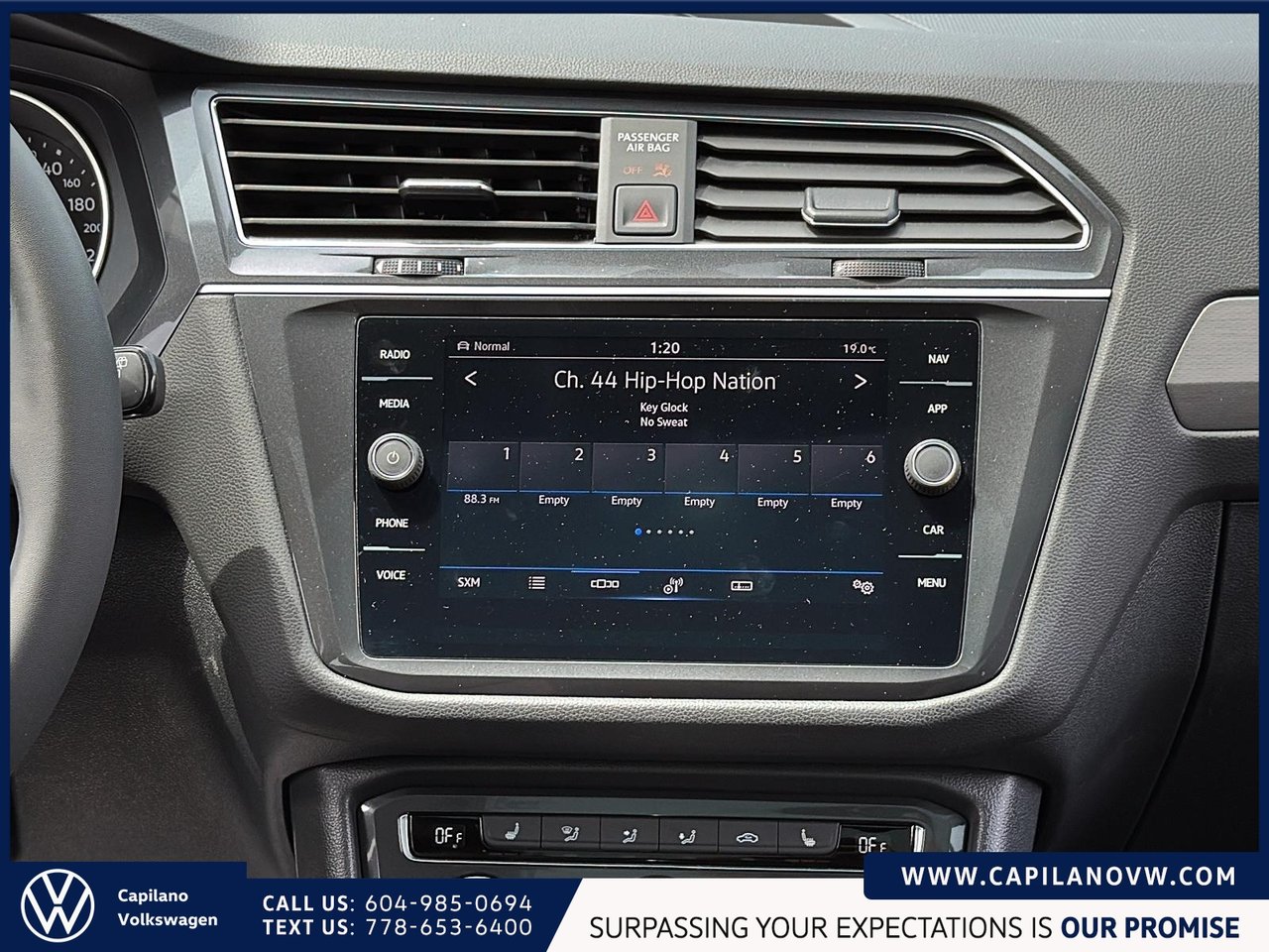 2021 Volkswagen Tiguan Comfortline 4MOTION + Panoramic Sunroof Just Arrived! Local, Low Km