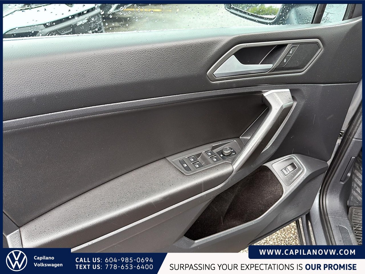 2021 Volkswagen Tiguan COMFORTLINE 4MOTION + Panoramic Sunroof Just Arrived! Local, One Owner, Low KM!,