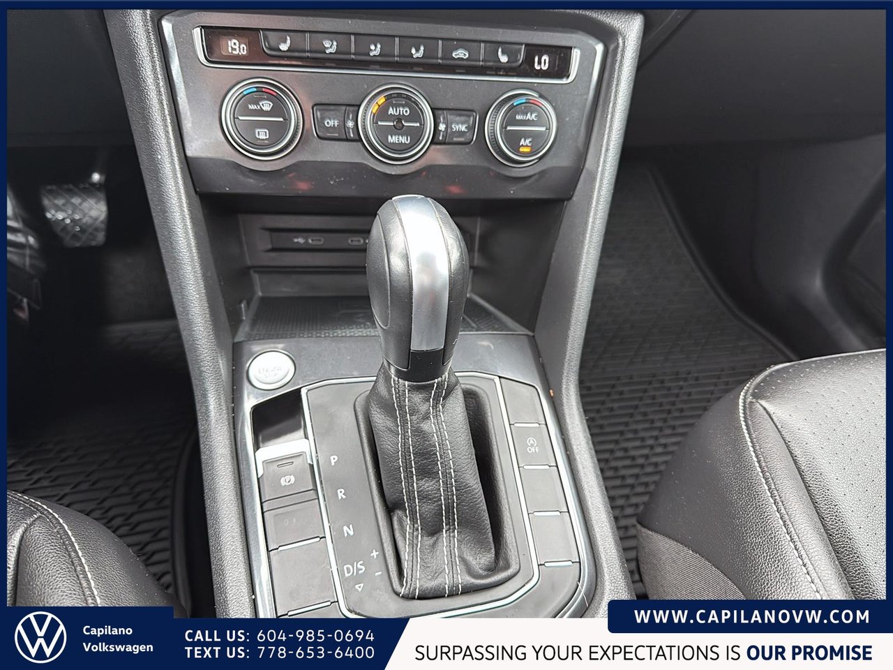 2021 Volkswagen Tiguan COMFORTLINE 4MOTION + Panoramic Sunroof Just Arrived! Local, One Owner, Low KM!,