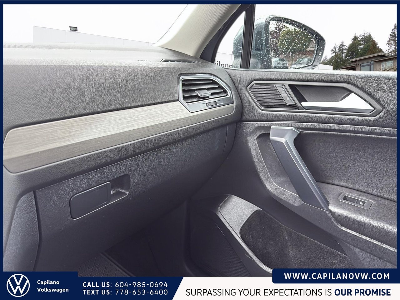 2021 Volkswagen Tiguan COMFORTLINE 4MOTION + Panoramic Sunroof Just Arrived! Local, One Owner, Low KM!,