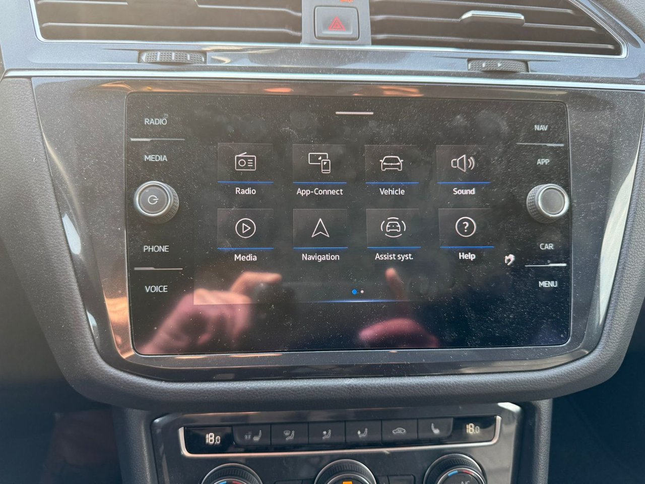 2021 Volkswagen Tiguan Highline R-Line 4MOTION 3rd Row Package | Local, One Owner, No Accidents!