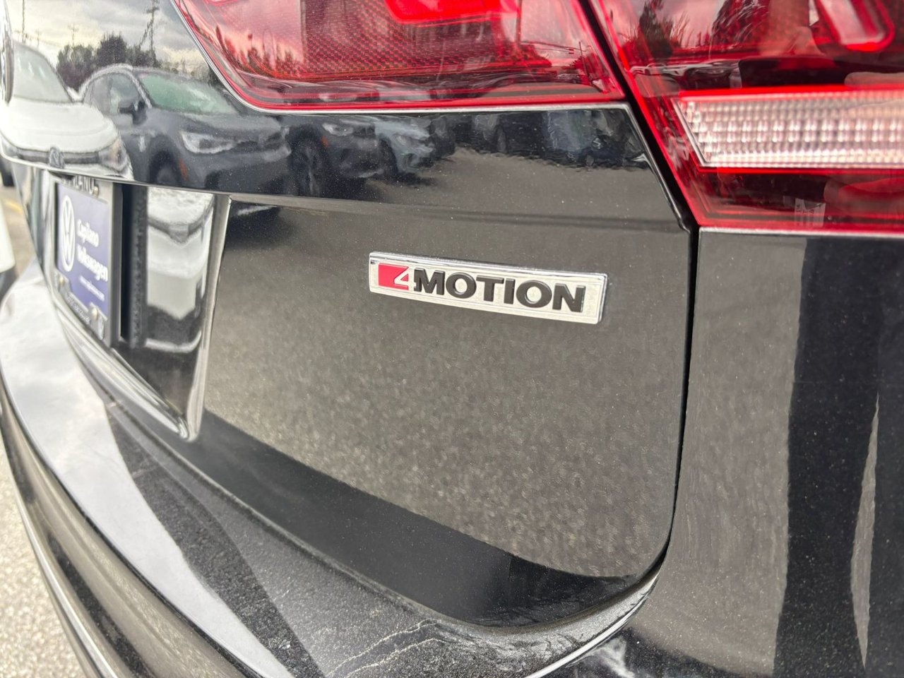 2021 Volkswagen Tiguan Highline R-Line 4MOTION Just Arrived! Local, One Owner, No Accidents, Low KM