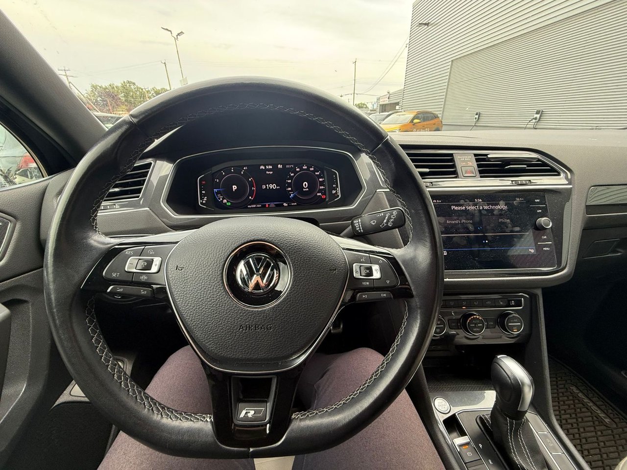 2021 Volkswagen Tiguan Highline Just Arrived! Local, One Owner, Well-Equipped