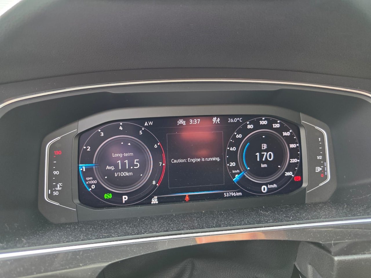 2022 Volkswagen Tiguan Highline R-Line 4MOTION Just Arrived! Local, One Owner, Hazelnut Interior